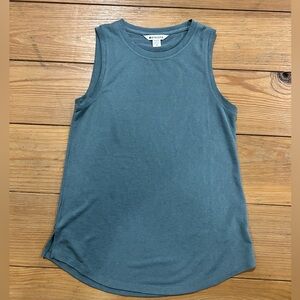 NWOT Athleta Breezy Tank Size XS